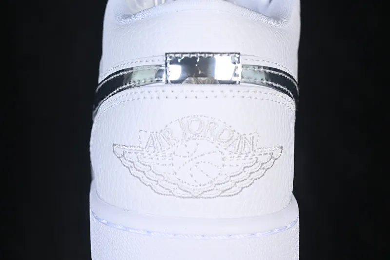 All categories Air Jordan Jordan series basketball shoes Air Jordan 1 Low Air Jordan 1 Low AJ1 Joe 1 all silver hook low-top retro culture basketball shoes IQ9381-100
